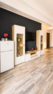 Noble Beach Mamaia Nord Apartment - 1