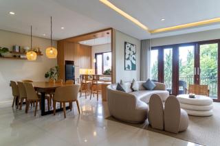 Breeze Blows City View Villa 4 Bedrooms and 1 Familly Bedroom With a Private Heated Swimming Pool and a Billiard Table - 0
