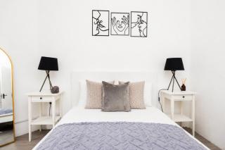 Old Street 2BR Apartment Sleeps 6 Close to Tube - Londra - 1
