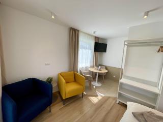 LEO Apartments - 3
