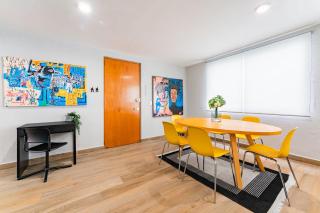 NEW Exciting Roma Condo Parque Mexico 550m Walk - 1