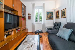 Urban Apartment Split- Free parking - 4