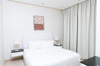 Modern 3 Bedroom Apartment in Al Yasmin - 5