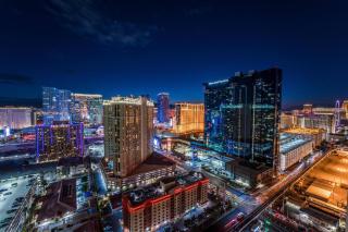 31st Floor 1-BR Corner Suite at Signature at MGM - 0