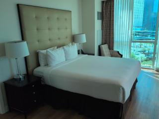 Signature at MGM Grand - One Bedroom Suite with Strip View and Balcony - 5