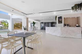 Cana Life Luxury Sky Palace Suite - 2