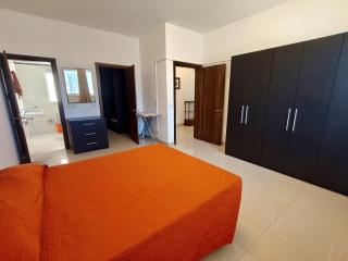 Qawra Penthouse with Seaviews, 2 Bedrooms, 2,5 Baths - 6