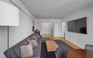 Lavish Columbus Circle Manhattan Apartment by Central Park & Times Square ADULTS ONLY - 6