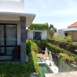 20 off Special Brilliant Location - 8