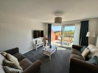 Cliff Haven, Sea View Holiday Home. - 6