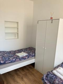 Arnold Apartments - 1