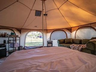 Chaco canyon ruins tent - 8