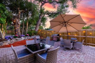 Rare Heated Indoor Pool! Sauna, Games, BBQ, IMG - 6