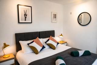 5 Bedrooms, Pool Table, Sleeps 10, Contractor Stays, Family Gatherings - Secure Free Parking - 5