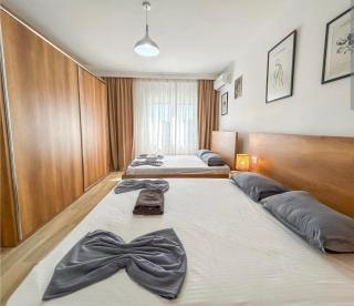 303 Vantage Point Marine apartment - 2