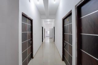SPOT ON Hotel Regal Aura Inn Indore - 7