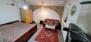 Old Gyumri Place - 8