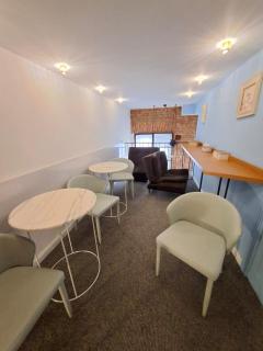 Don Noah's Apartment - 7