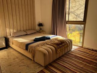 Luxurious designer villa - 2