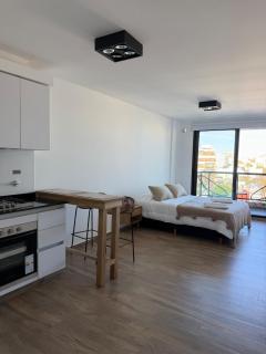 Departamento súper luminoso con una ubicación única a estrenar - 8