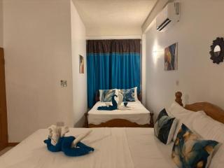 The LAST Resort Apartment - 2