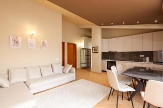 Rooftop Apartments with Balcony & Fafa View - 8