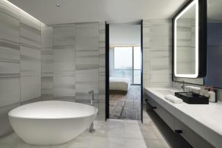 Crowne Plaza Dalian Xinghai by IHG - 5