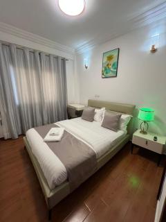 jPALACE - 8