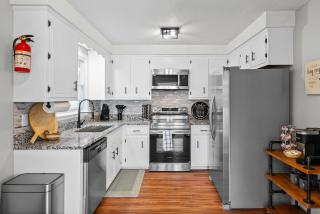 Extended Stay Near Fort Campbell - 2BR - 1579 Mary Beth Ln - 6