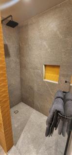 Premium loft for up to 4 guests close to UPAEP and Avenida Juarez - 2