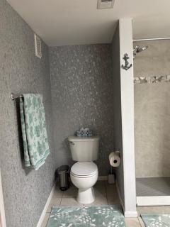 Gorgeous condo, 2 bedrooms, 2 baths, with pool, minutes to Clearwater Beach - Clearwater - 6