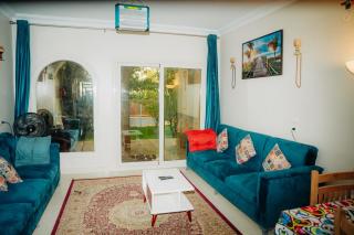 Tranquil Villa in Fayoum Private Pool Garden Lake Access - 4