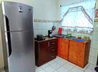 Casa del Pacífico en Puntarenas Centro con parqueo - 4