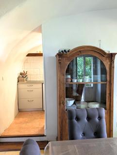 Gîte en Cévennes du sud, bergerie restaurée au rez de jardin d'une bastide avec piscine à débordement, vue exceptionnelle, authenticité, confort, repos assuré au cœur de la nature - 2