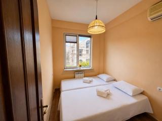 Sunshine Boutique Hostel - 6