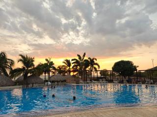 Lujoso Apto en Pozos Colorados Samaria club de playa - 0