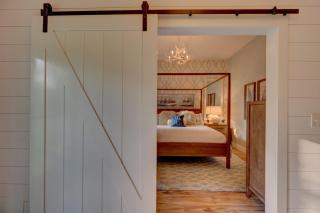 The Nest Luxury Retreat Steps from Owl's Nest - 9