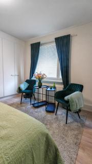 SEA - 3 Bedrooms - 7