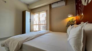 Domiva Stays 2BHK Nipania - 8