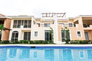Condo at beach location - 2