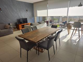 Grand Residence 3-Bedroom Spacious Premium Central Apartment - 7