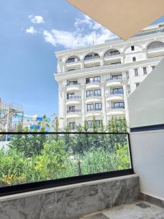 Crown Villa - 6
