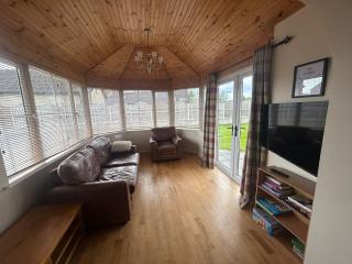 Rose Cottage - 1