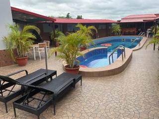 The Tusk Hotel - 4