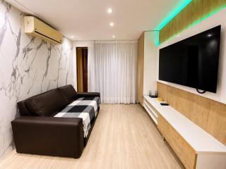 Beachfront Apartment, Infinity Pool, Jacuzzi in BSM | Destination BSM 327 - 8