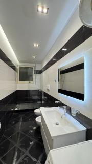 Elegant 2BR with Garden & Outdoor Space - 2