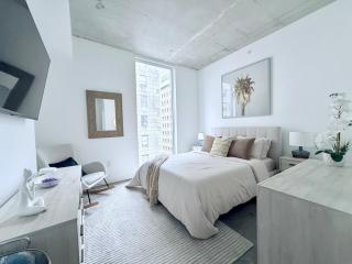 Stylish Downtown Miami Stay Pool Free Parking - 2
