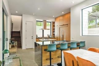 Refined Rainey Retreat - Pool - Hot tub - Fire Pit - 3