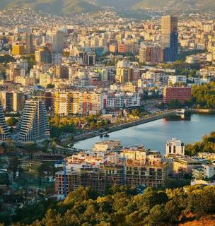 Sky Suites Tirana by Selectstay - 2