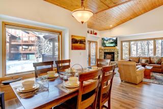 Slopeside Chalet 100 I Hot Tub I Great Views I Activity Program - 2